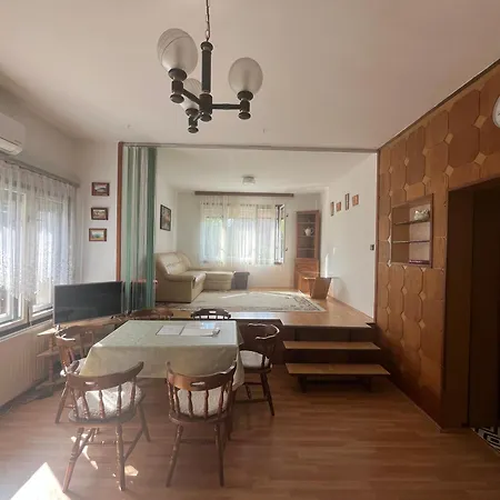 Káli74 Apartman Révfülöp
